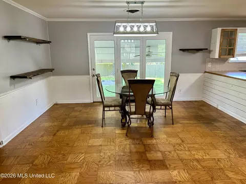 Dining - 306 Green Street St, Summit, MS 39666 photo 1 of 1