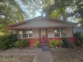 611 N 3rd Ave, Greenwood, MS 38930
