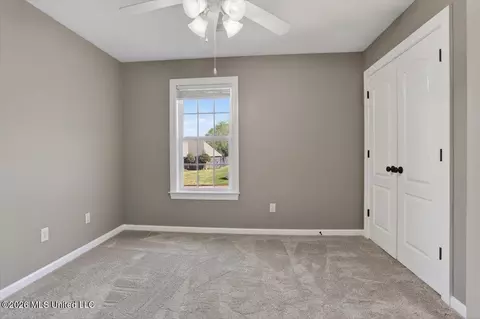 Bedroom - 1203 Lake View Dr, Hernando, MS 38632 photo 5 of 8