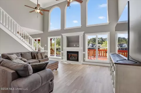 Living - 1203 Lake View Dr, Hernando, MS 38632 photo 1 of 1