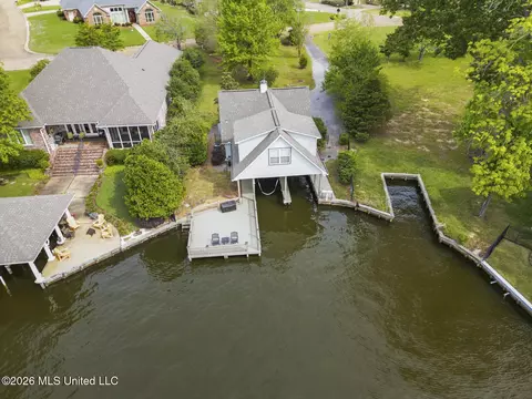 View/Area - 113 Northshore Pt, Madison, MS 39110 photo 1 of 6