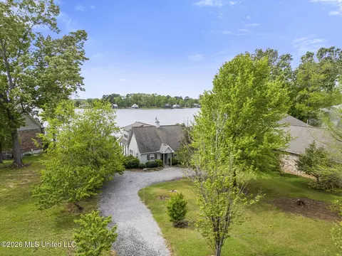 113 Northshore Pt, Madison, MS 39110