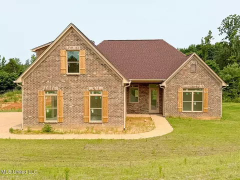 37 Honey Suckle Cv, Holly Springs, MS 38635