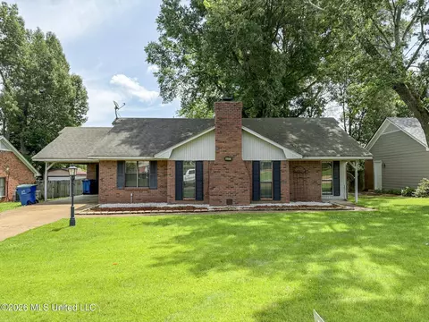 6406 Cherokee Dr, Olive Branch, MS 38654