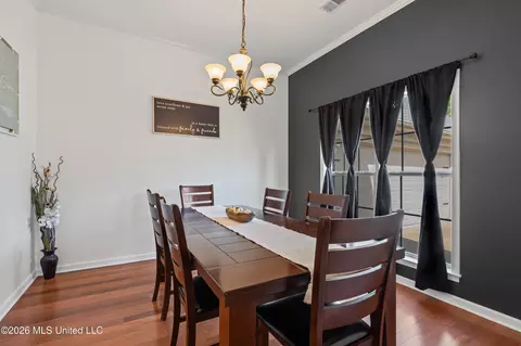 Dining - 695 Robertson Way, Hernando, MS 38632 photo 1 of 2