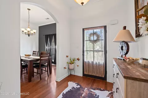 Entry Way - 695 Robertson Way, Hernando, MS 38632 photo 1 of 2