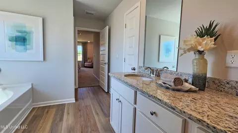 Entry Way - 106 Strawberry Dr, Lucedale, MS 39452 photo 2 of 3