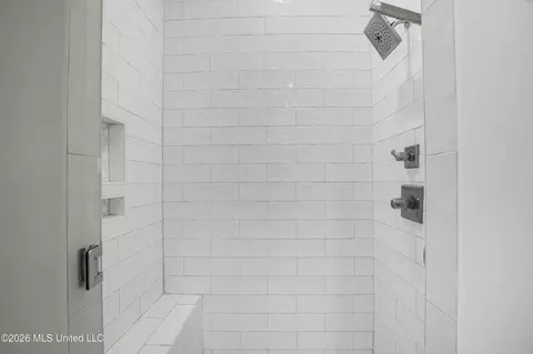 Bath - 314 Penrose Pl, Madison, MS 39110 photo 2 of 4