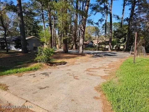 4642 Nisqually Rd, Jackson, MS 39206 photo 4