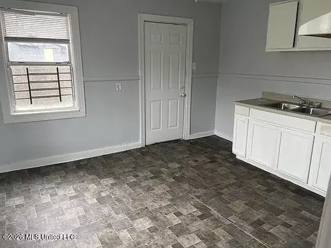 438 W Ash St, Jackson, MS 39203 photo 3