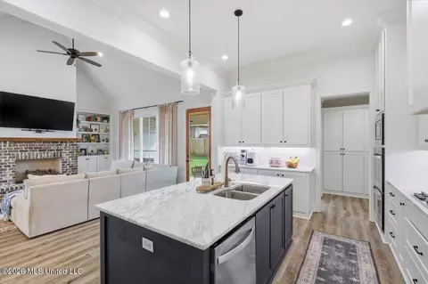 Kitchen - 102 Sweetbriar Ct, Canton, MS 39046 photo 3 of 4