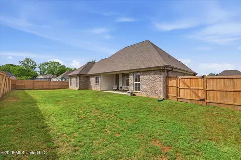 Exterior - 102 Sweetbriar Ct, Canton, MS 39046 photo 5 of 6
