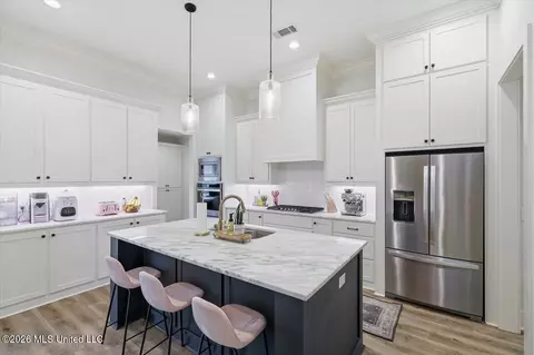 Kitchen - 102 Sweetbriar Ct, Canton, MS 39046 photo 1 of 4