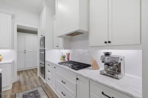 Kitchen - 102 Sweetbriar Ct, Canton, MS 39046 photo 4 of 4