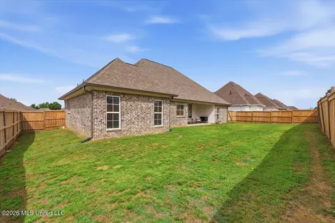 Exterior - 102 Sweetbriar Ct, Canton, MS 39046 photo 6 of 6