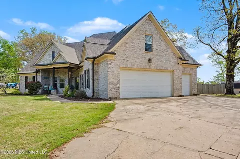 Exterior - 1808 Malone Rd, Nesbit, MS 38651 photo 4 of 15