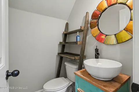Bath - 1808 Malone Rd, Nesbit, MS 38651 photo 4 of 4
