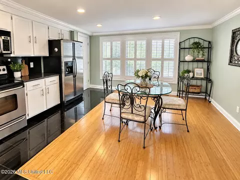 Kitchen - 61 Breakers Ln, Ridgeland, MS 39157 photo 1 of 2