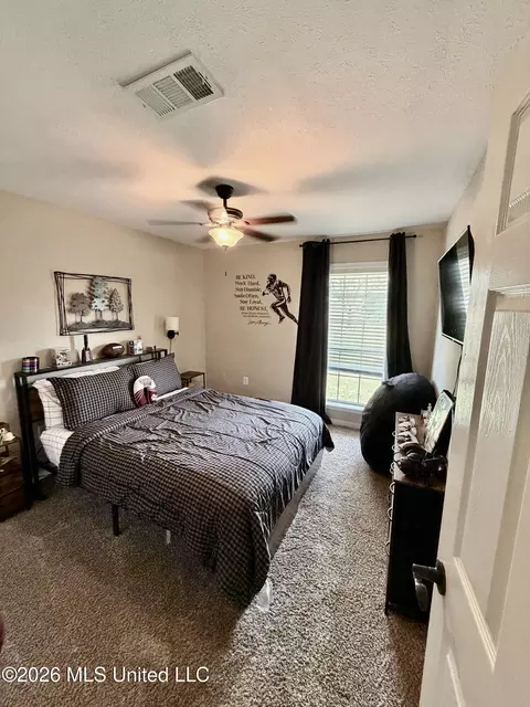 Bedroom - 1007 Cobblestone Pl, Brandon, MS 39042 photo 1 of 3