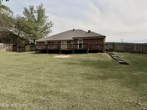 Exterior - 1007 Cobblestone Pl, Brandon, MS 39042 photo 4 of 4