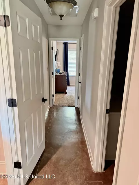 Entry Way - 1007 Cobblestone Pl, Brandon, MS 39042 photo 1 of 3