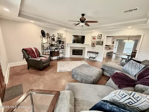 Living - 1007 Cobblestone Pl, Brandon, MS 39042 photo 1 of 5