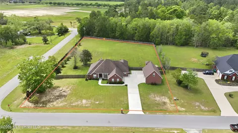 8500 Julia Dr, Vancleave, MS 39565