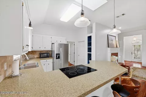 Other - 215 Cambridge Dr, Madison, MS 39110 photo 6 of 14