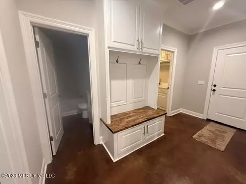 Entry Way - 120 Braydens Bnd, Brandon, MS 39042 photo 1 of 1