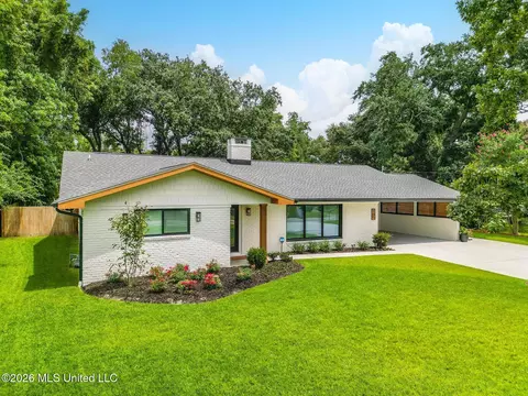 105 Sea Pine St, Long Beach, MS 39560