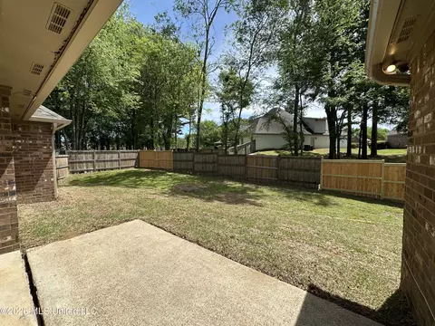 Exterior - 122 Weldon Dr, Madison, MS 39110 photo 4 of 5