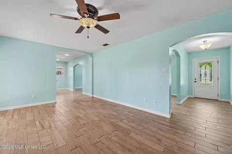 Living - 6224 Ehelers St, Moss Point, MS 39563 photo 1 of 5