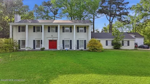 200 Hannah Dr, Clinton, MS 39056