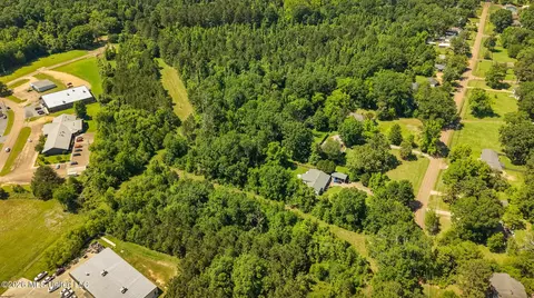 1311 N Jackson St, Brookhaven, MS 39601
