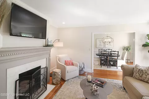 Living - 3861 Tyrone Dr, Jackson, MS 39216 photo 4 of 4