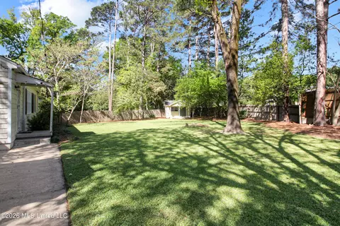 Exterior - 3861 Tyrone Dr, Jackson, MS 39216 photo 4 of 8