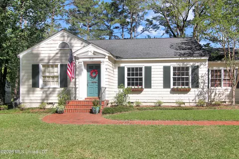 Exterior - 3861 Tyrone Dr, Jackson, MS 39216 photo 2 of 8
