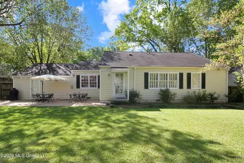 Exterior - 3861 Tyrone Dr, Jackson, MS 39216 photo 7 of 8