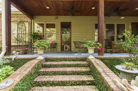 Exterior - 129 Carrick Ave, Madison, MS 39110 photo 6 of 19