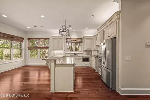 Kitchen - 129 Carrick Ave, Madison, MS 39110 photo 1 of 7