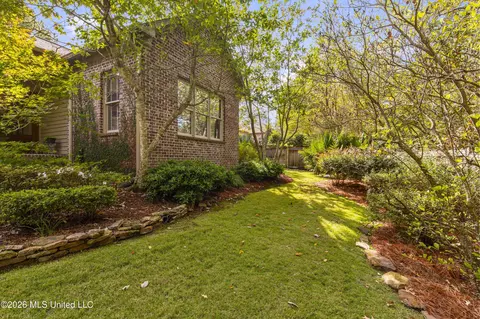 Exterior - 129 Carrick Ave, Madison, MS 39110 photo 14 of 19