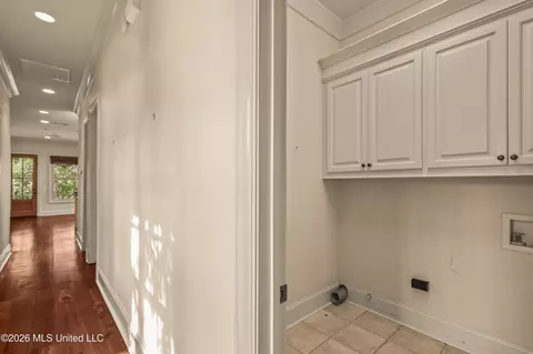 Entry Way - 129 Carrick Ave, Madison, MS 39110 photo 5 of 7