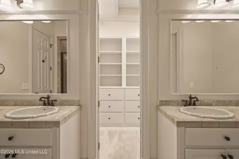 Bath - 129 Carrick Ave, Madison, MS 39110 photo 5 of 7