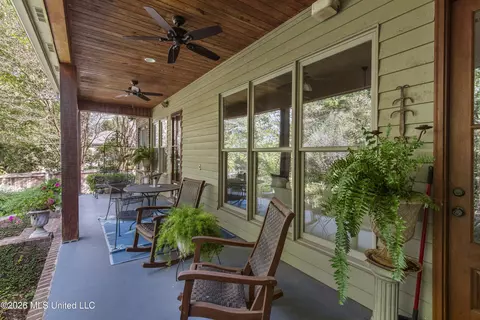 Exterior - 129 Carrick Ave, Madison, MS 39110 photo 9 of 19