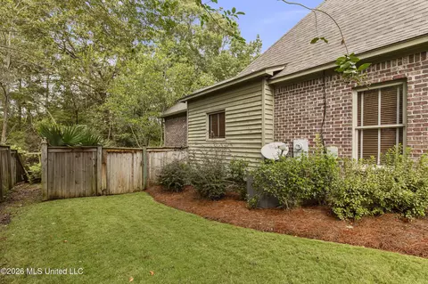 Exterior - 129 Carrick Ave, Madison, MS 39110 photo 13 of 19