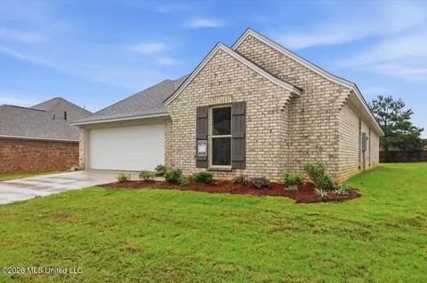 Exterior - 511 Stone Brook Pl, Brandon, MS 39042 photo 2 of 6