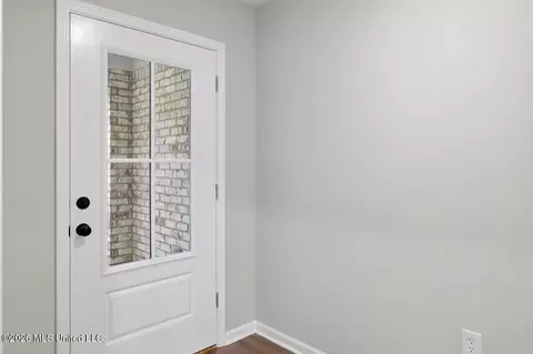 Entry Way - 511 Stone Brook Pl, Brandon, MS 39042 photo 2 of 5