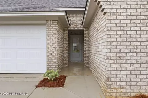 Entry Way - 511 Stone Brook Pl, Brandon, MS 39042 photo 1 of 5