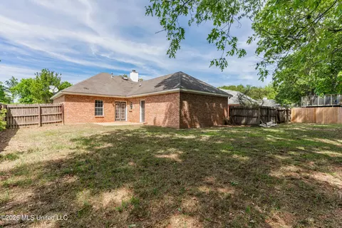 Exterior - 132 Post Oak Dr, Brandon, MS 39047 photo 9 of 13