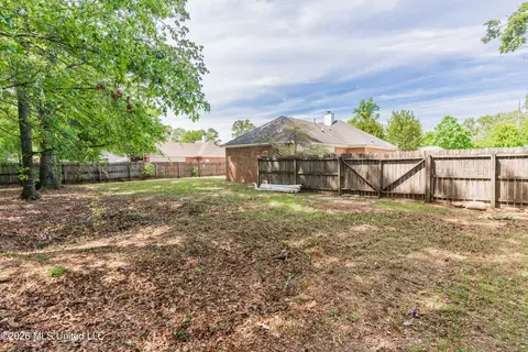 Exterior - 132 Post Oak Dr, Brandon, MS 39047 photo 12 of 13